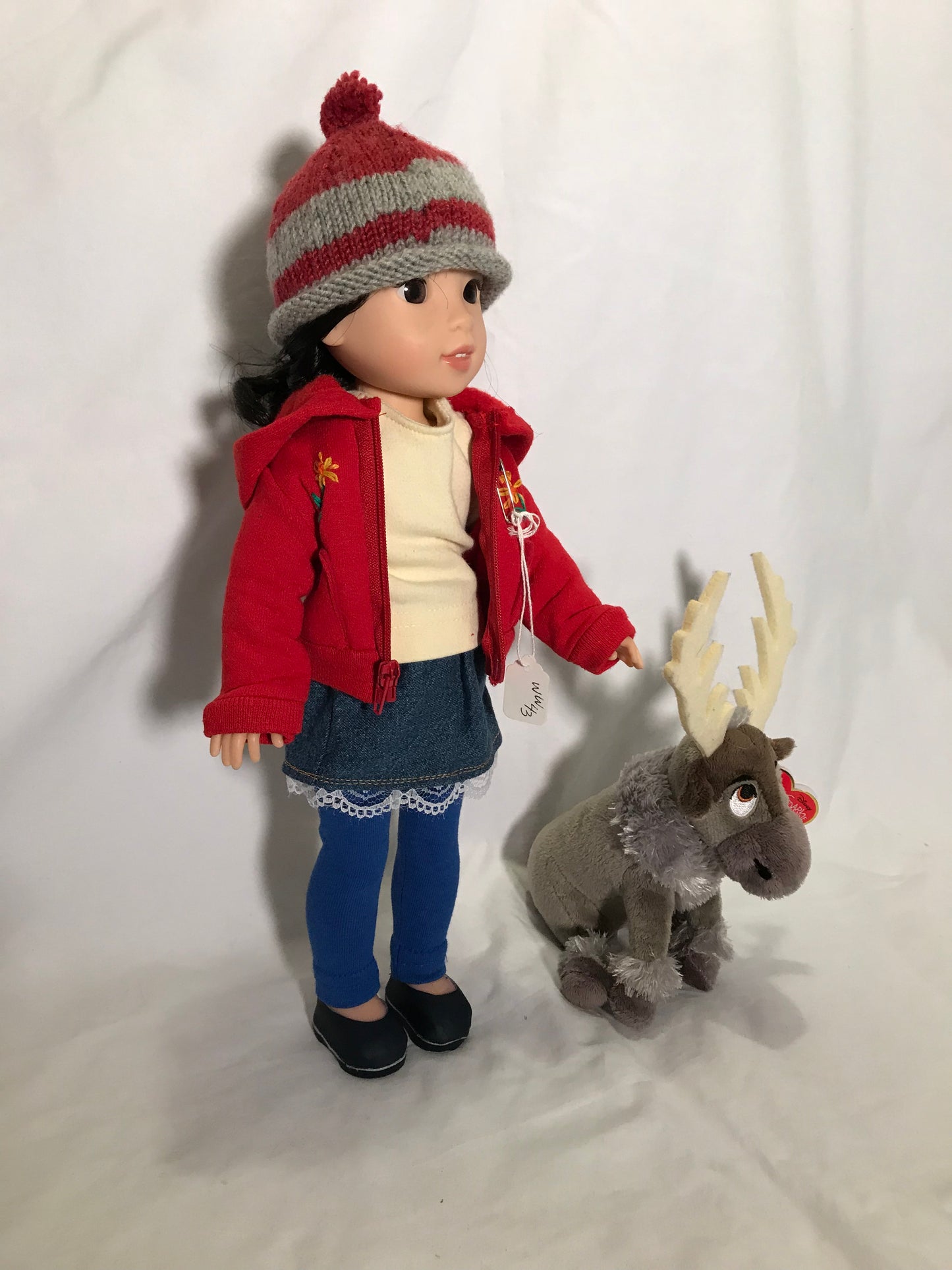 WW43 - Red hoodie, denim skirt, hat & leggings