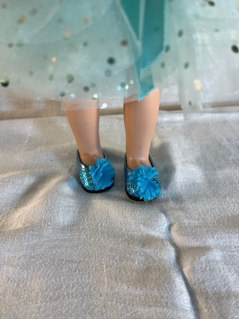 WW62 - Romantic Fusion in aqua - ready for the ballet