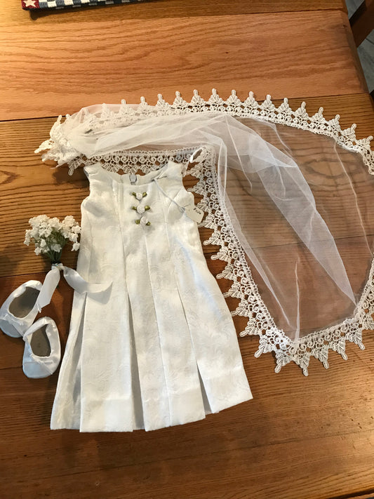 AG26 - Wedding Dress - Lily of the Valley brocade style